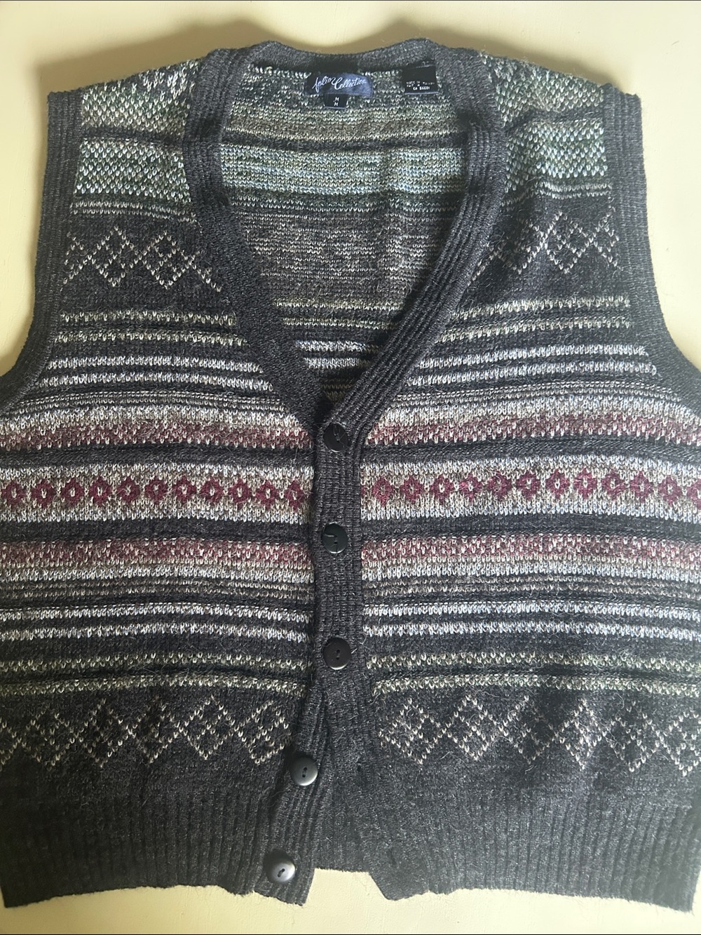 Folio Collection Sweater/Cardigan Vest men’s size Medium (oversized)
